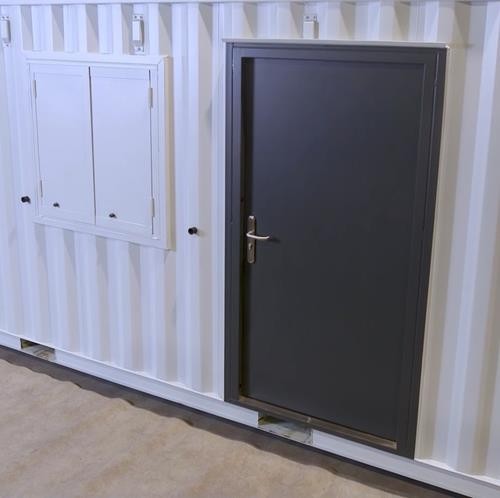 Shipping container door - shipping, |